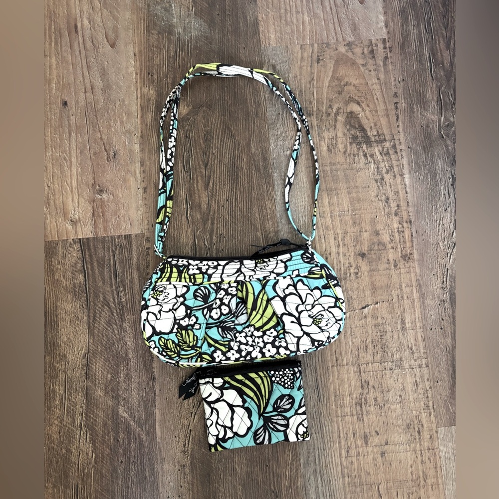 Vera Bradley Floral Patterned Women's Bag Purse Small Bag